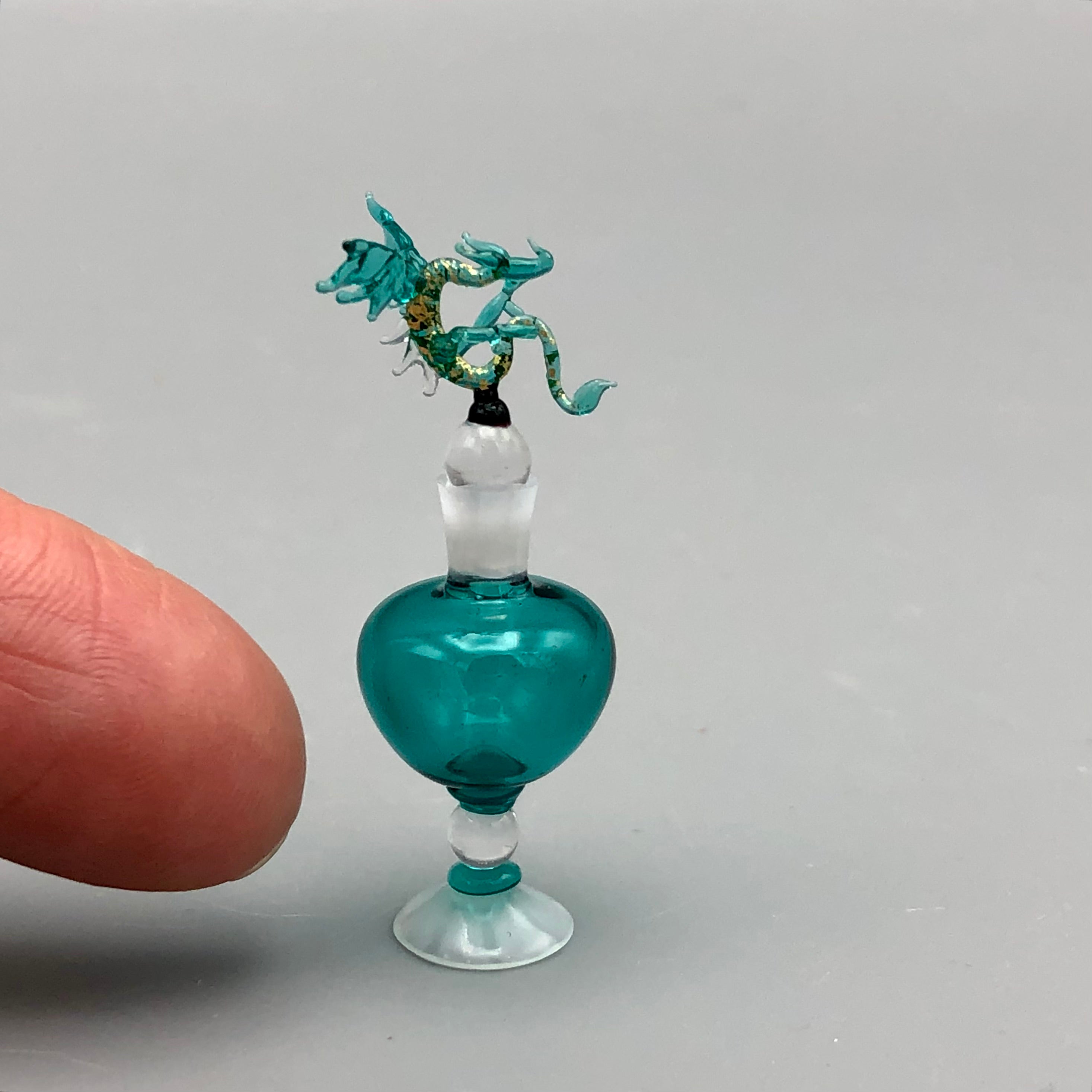 Miniatura de Cristal Jarrón con Dragón