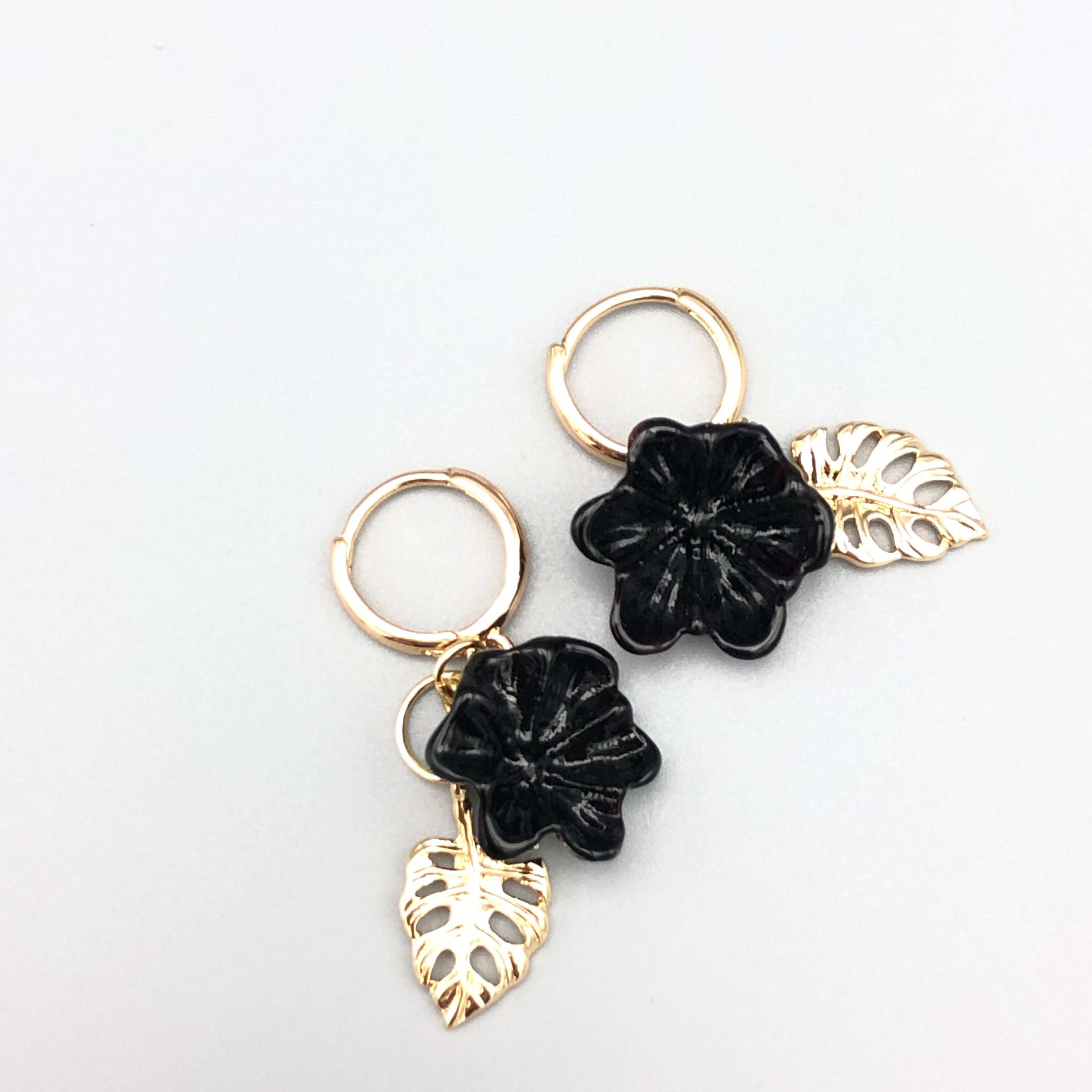 Pendientes Flores Negras